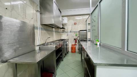 Café para venda no laranjeiro, almada