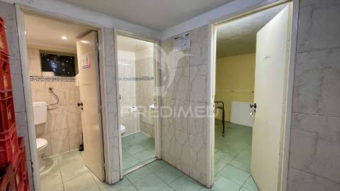 Café para venda no laranjeiro, almada