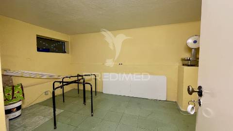 Café para venda no laranjeiro, almada