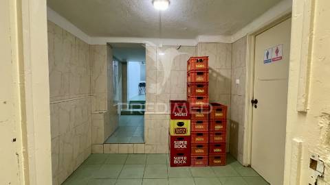 Café para venda no laranjeiro, almada