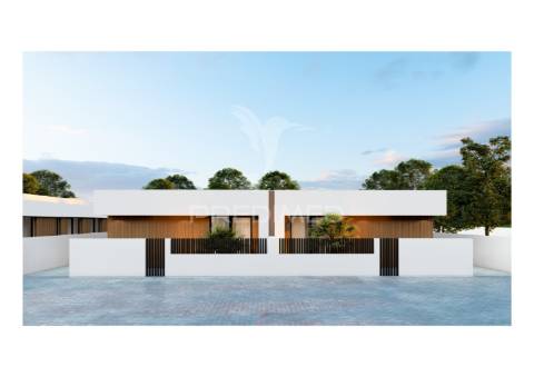 Moradia t4 térrea, com 2 suites e piscina no condomínio tower village