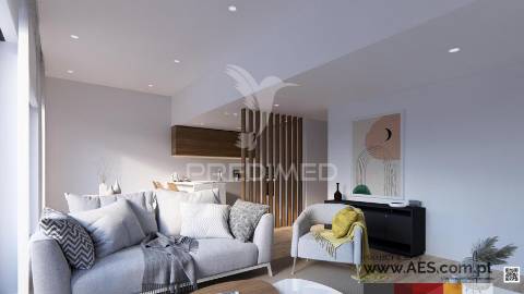 Moradia t4 térrea, com 2 suites e piscina no condomínio tower village