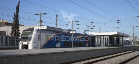 Terreno na sobreda caparica, perto de praias e de lisboa.