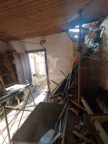 Moradia com terreno, para reconstruir