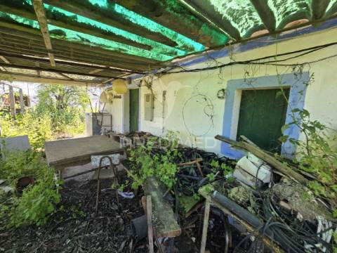 Casa típica para recuperar - grândola