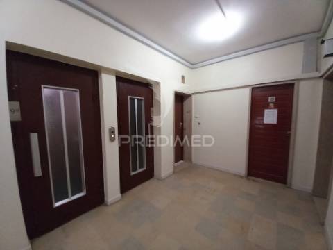 Fantástico t3 em miratejo remodelado