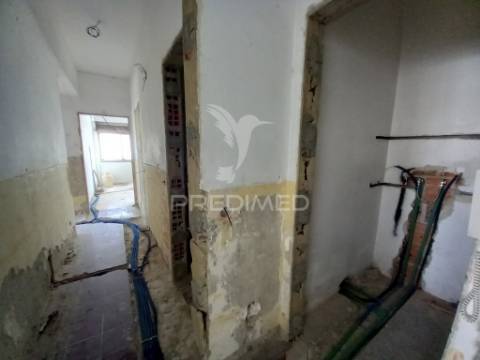 Fantástico t3 em miratejo remodelado