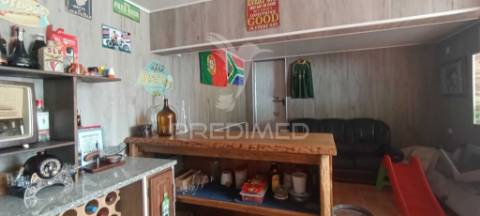 Moradia t3 com terreno de  2.640m²