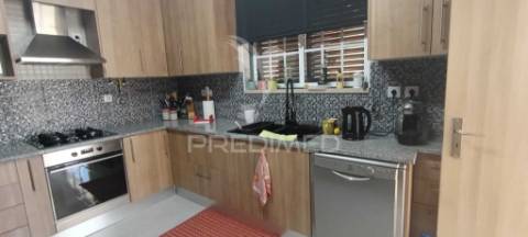 Moradia t3 com terreno de  2.640m²