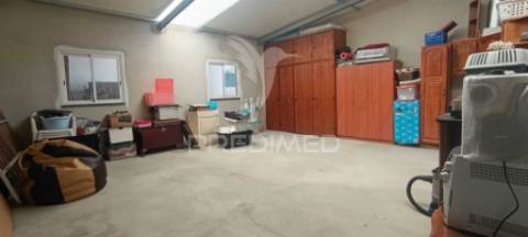 Moradia t3 com terreno de  2.640m²