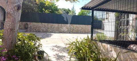 Moradia t3 com terreno de  2.640m²