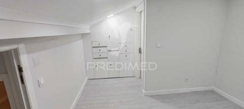 Moradia v1+2 para venda benavente