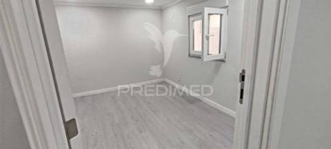 Moradia v1+2 para venda benavente