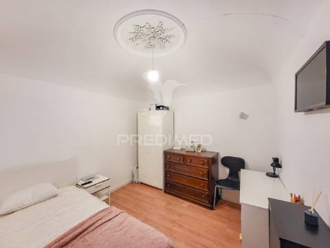 Moradia no centro histórico em évora!