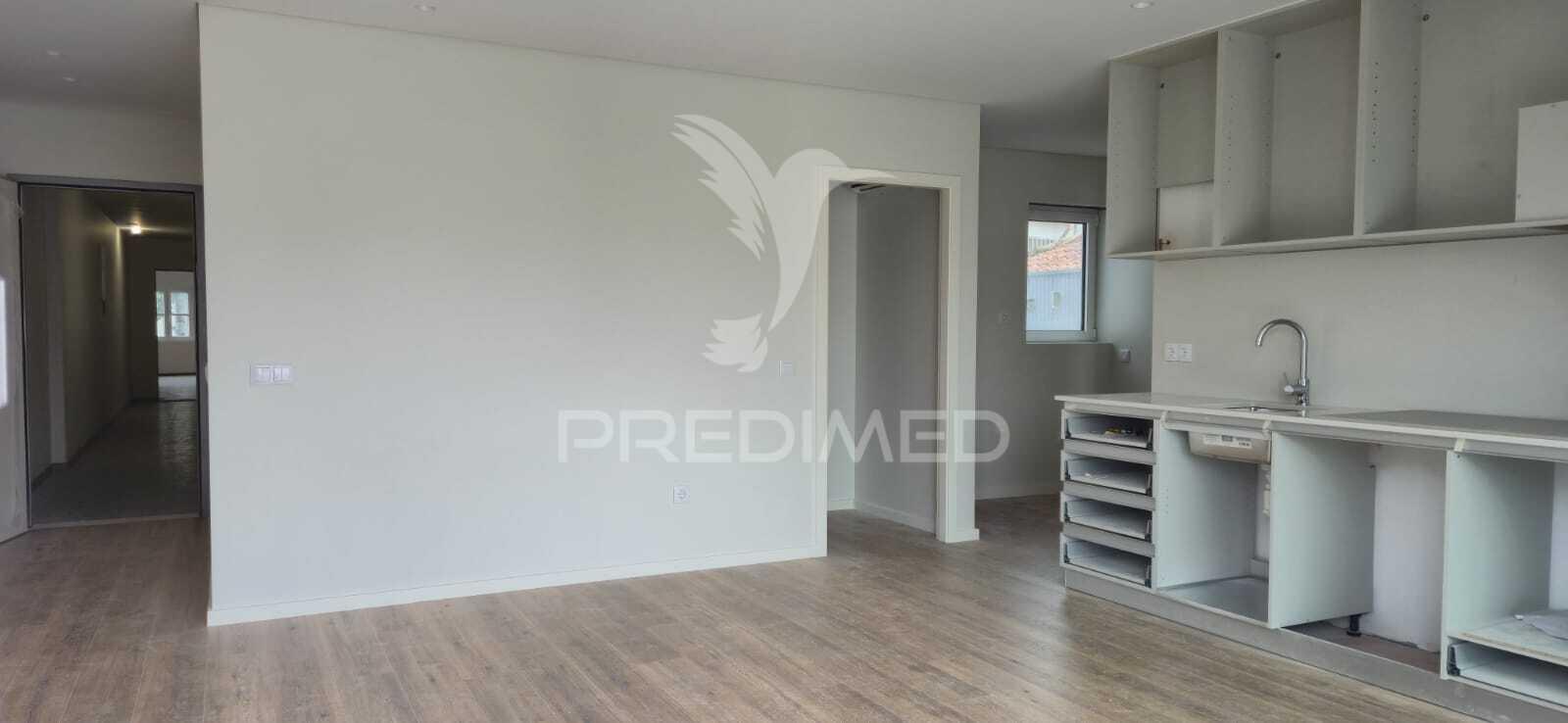 Empreendimento com apartamento t2 em s.vicente, braga