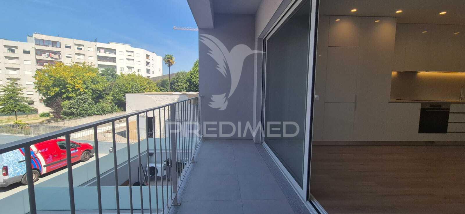 Empreendimento com apartamento t2 em s.vicente, braga