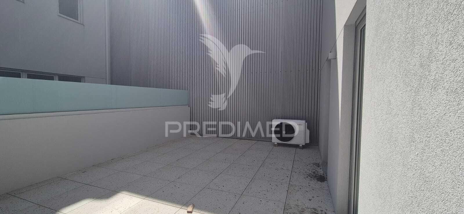 Empreendimento com apartamento t2 em s.vicente, braga