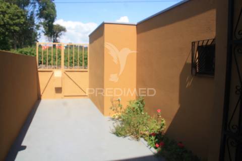 Excelente moradia t3 bom estado