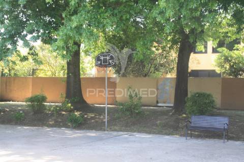 Excelente moradia t3 bom estado