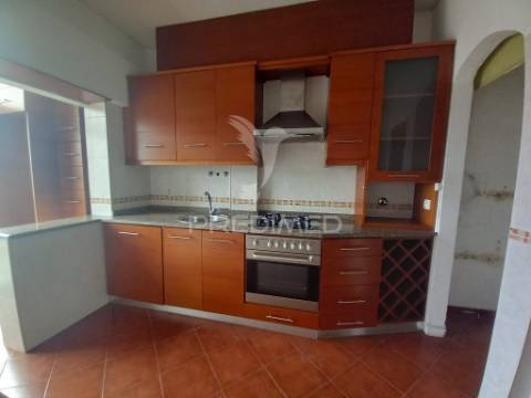Apartamento t2 montijo (centro) 245.000€