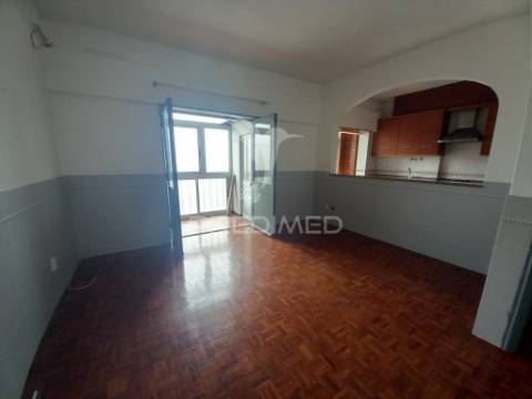 Apartamento t2 montijo (centro) 245.000€