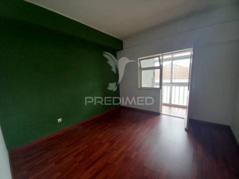 Apartamento t2 montijo (centro) 245.000€