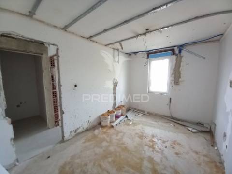 Vende se t4 montijo /afonsoeiro 170.000€