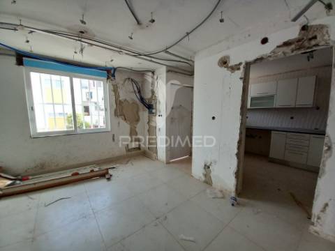 Vende se t4 montijo /afonsoeiro 170.000€