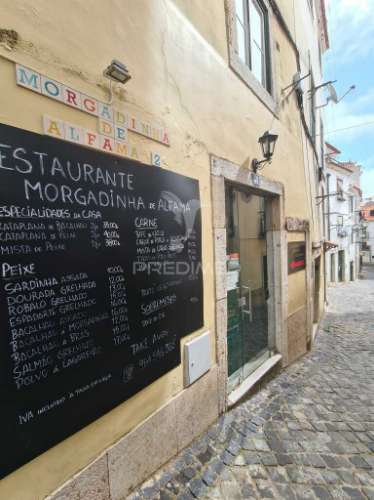 Alfama-lisboa-t1-2 ass.-mobilado-remodelada