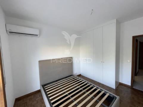 Oportunidade – t3 reabilitado com 2 varandas e lugar de garagem | rio tinto