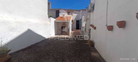 Moradia t4 à venda em arez, nisa – espaço, conforto e tranquilidade!