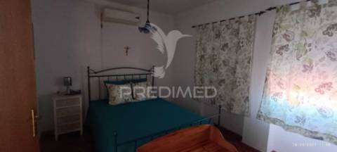 Moradia t4 à venda em arez, nisa – espaço, conforto e tranquilidade!