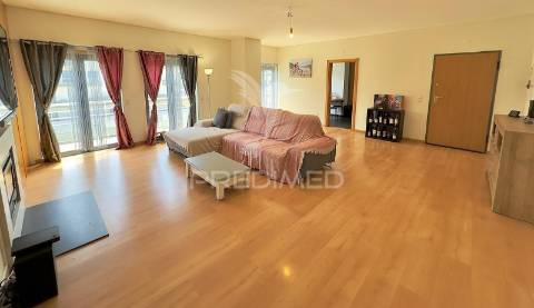 Apartamento t3 com vista mar na quinta do meio