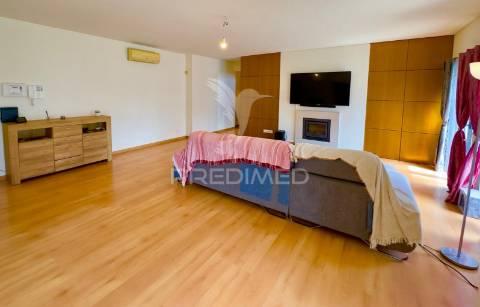 Apartamento t3 com vista mar na quinta do meio
