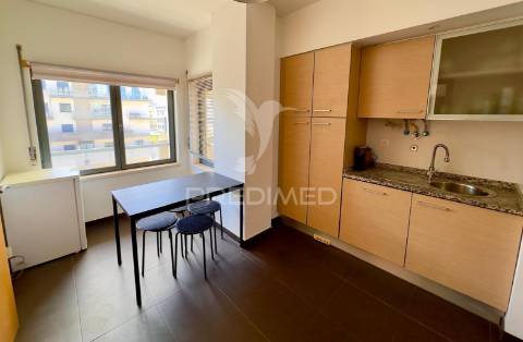 Apartamento t3 com vista mar na quinta do meio