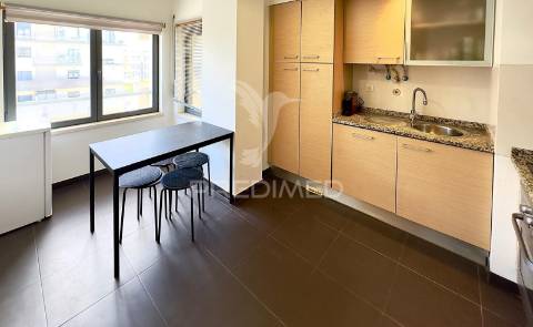 Apartamento t3 com vista mar na quinta do meio