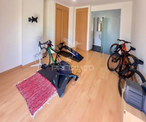 Apartamento t3 com vista mar na quinta do meio