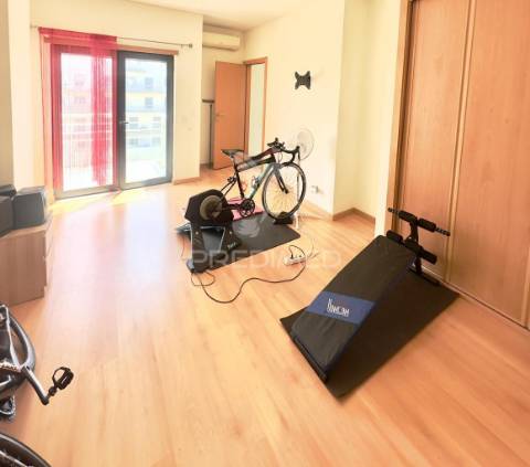 Apartamento t3 com vista mar na quinta do meio