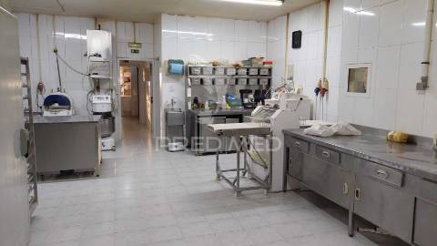 Trespasse de padaria/pastelaria com fabrico próprio - ílhavo