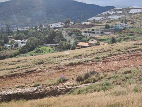 Terreno premium com vista mar no caniçal-ideal para projeto turìstico