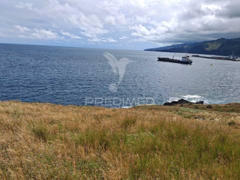 Terreno premium com vista mar no caniçal-ideal para projeto turìstico