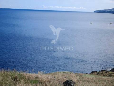 Terreno premium com vista mar no caniçal-ideal para projeto turìstico