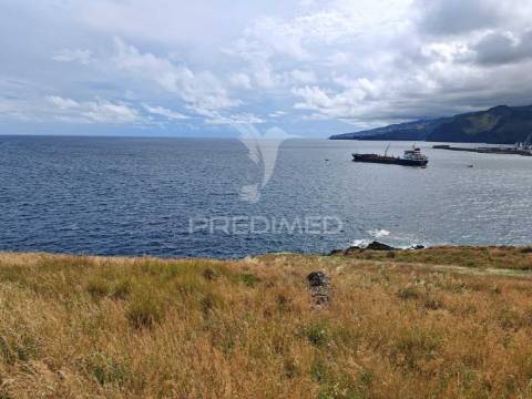Terreno premium com vista mar no caniçal-ideal para projeto turìstico