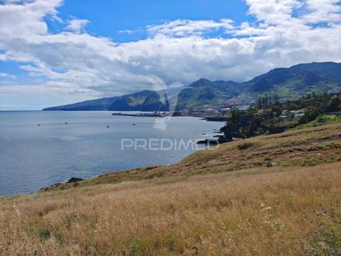 Terreno premium com vista mar no caniçal-ideal para projeto turìstico