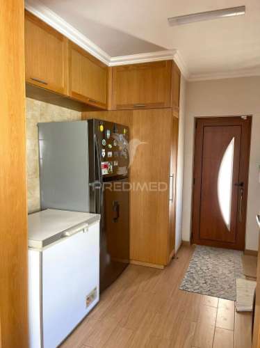 Moradia de 308 m2, inserida num terreno com 4.087 m2