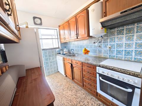 Apartamento t4, em alvor