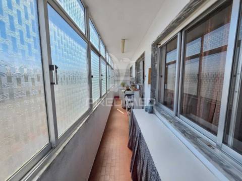 Apartamento t4, em alvor