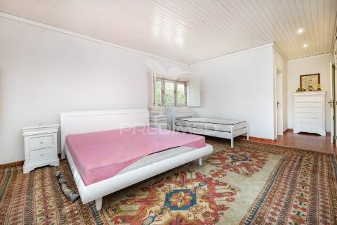 Refúgio de luxo no gerês – moradia térrea t4 com piscina e vista rio  barragem de salamonde | 4 suites | piscina | churrasqueira | vistas deslumbrantes