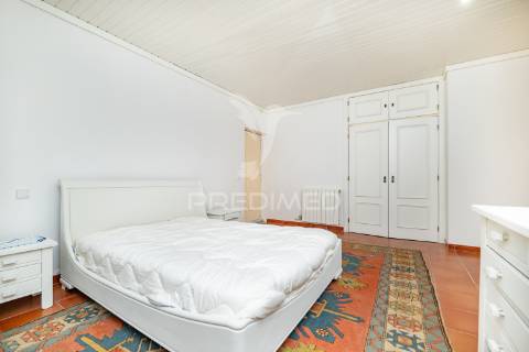 Refúgio de luxo no gerês – moradia térrea t4 com piscina e vista rio  barragem de salamonde | 4 suites | piscina | churrasqueira | vistas deslumbrantes