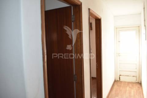 Moradia independente em pedroso